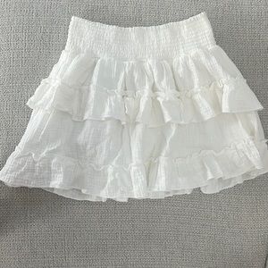 Women’s White Ruffled Short Skirt